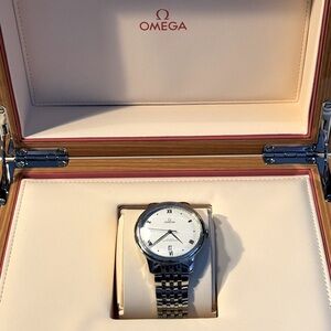 Omega De Ville Prestige Watch - 40mm - Box and Warranty Card Included
